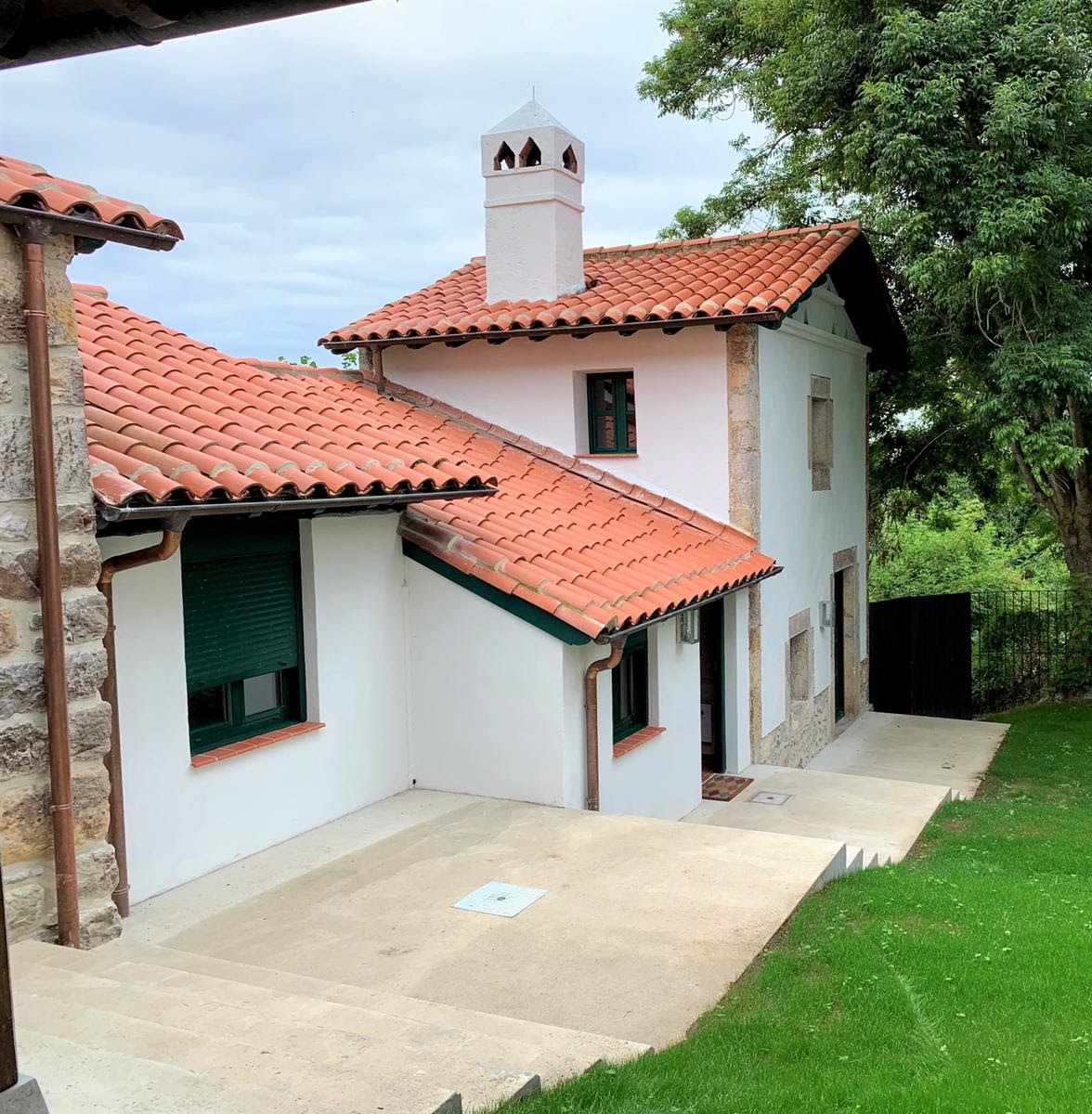 Casa del Carabo, rehabilitación de vivienda unifamiliar en Llanes - Asturias