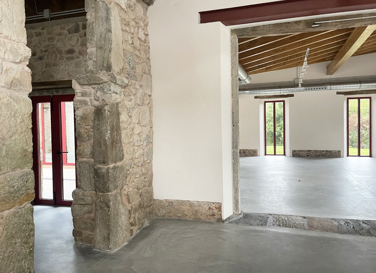 Casona La Venta, rehabilitación integral y reforma residencial en Vidiago, Llanes - Asturias