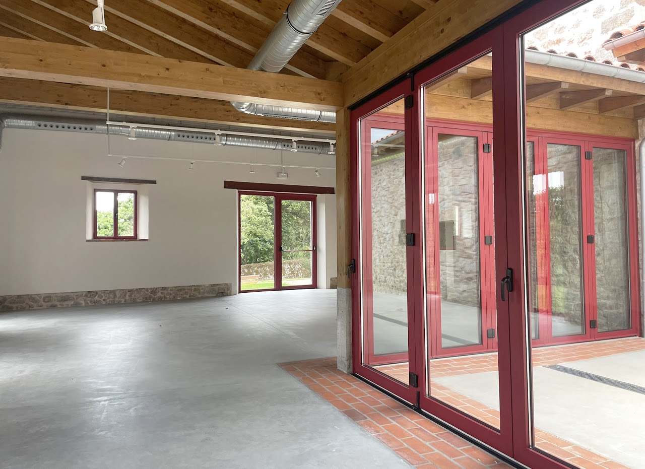 Casona La Venta, rehabilitación integral y reforma residencial en Vidiago, Llanes - Asturias