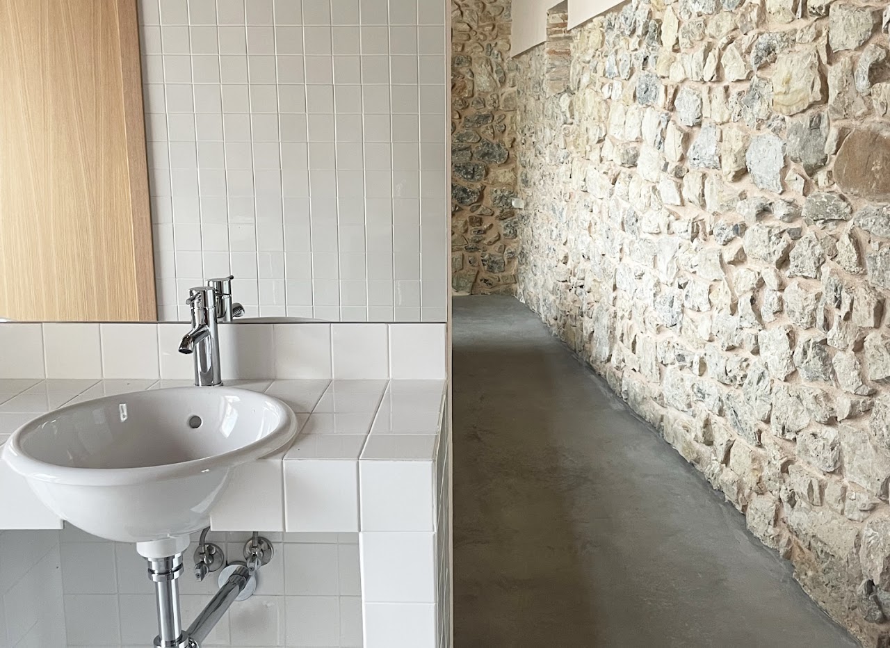 Casona La Venta, rehabilitación integral y reforma residencial en Vidiago, Llanes - Asturias