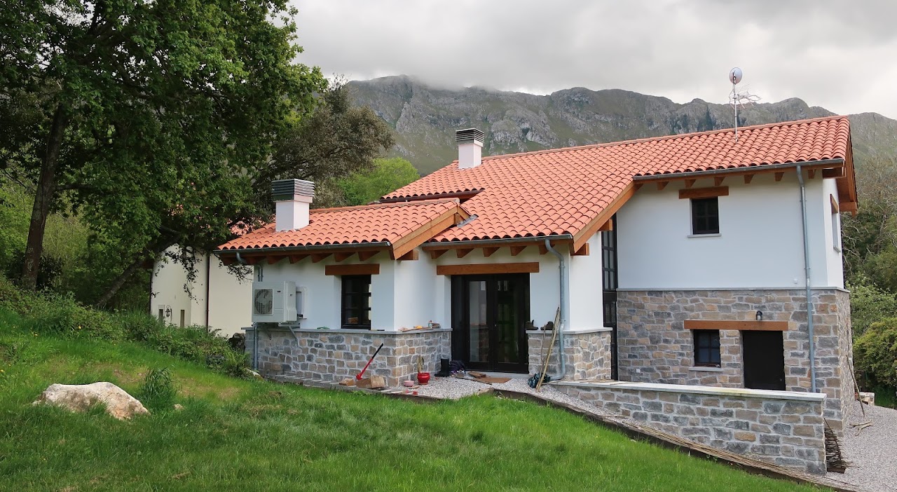 Vivienda Huerta Martín, proyecto residencial en Parres, Llanes - Asturias