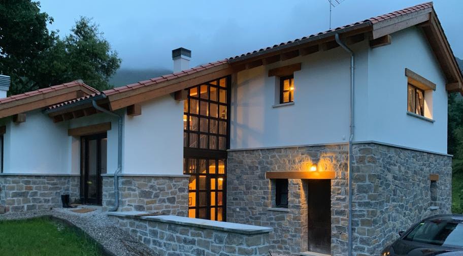 Vivienda Huerta Martín, proyecto residencial en Parres, Llanes - Asturias